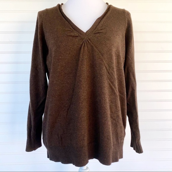 Lane Bryant Brown vneck sweater Size 14/16 - Picture 1 of 9